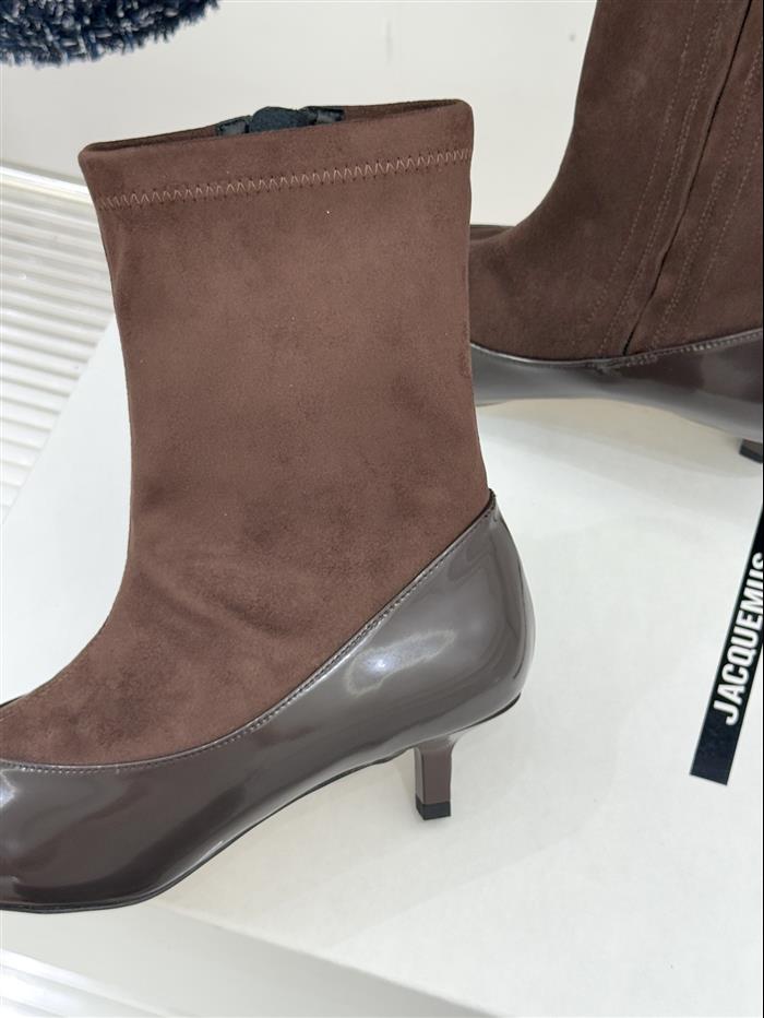 20251128174620733 370